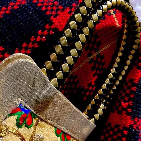 Embroidered Floral Gold small Tote Bag - Picture 2 of 6